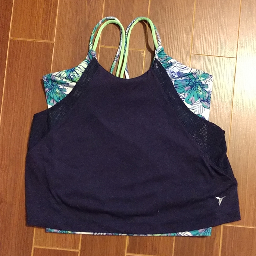 💜3/$25 Old Navy Active Strappy Top